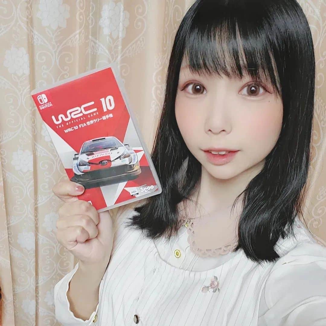 むうかのインスタグラム：「WRC10 FIA世界ラリー選手権 出たよ〜！  WRC公式ゲームだよ！🚗💭   #PR #WRC10FIA世界ラリー選手権」