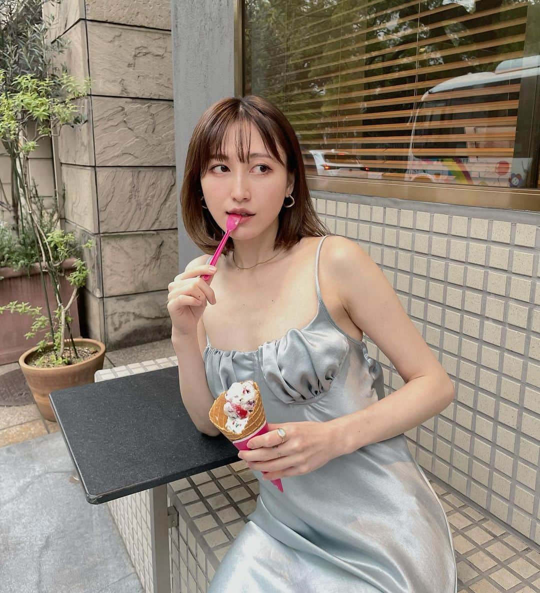 Tomomi Teradaのインスタグラム：「🧜🏻‍♀️🍦💦」