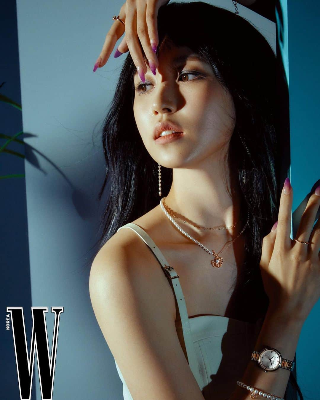 ミナさんのインスタグラム写真 - (ミナInstagram)「MINA & METROCITY & W Korea  bit.ly/3rPJcQ7  #TWICE #트와이스 #MINA #미나 #METROCITY #WKorea #광고」4月27日 17時54分 - minajype