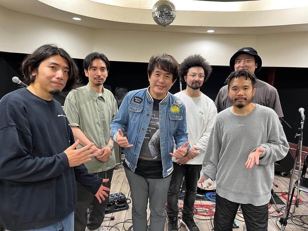 Ovallさんのインスタグラム写真 - (OvallInstagram)「Ovall × 佐藤竹善 (Sing Like Talking) 5/14(土) LOVE SUPREME JAZZ FESTIVAL JAPAN にて、一日限りのコラボレーションに向けて、リハーサルばっちり終了！  #Ovall #LOVESUPREMEJAZZFESTIVAL #佐藤竹善」4月27日 20時23分 - ovall_japan