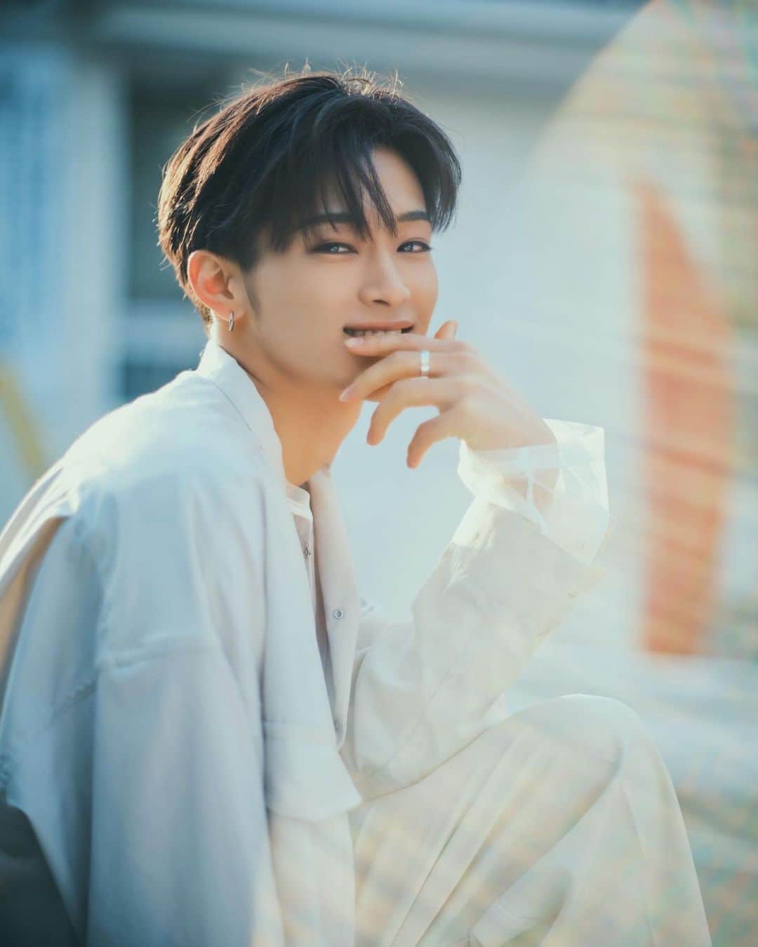 のインスタグラム：「・ ・ ・ ・ ・ Hair make：shota_superbly Stylist：@inu_sawaritai Photographer：@heron214」