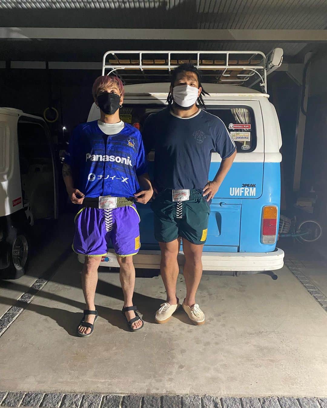 堀江翔太のインスタグラム：「凄腕の人達により、ワーゲンバスが調子良くなりました! うれしい👍」