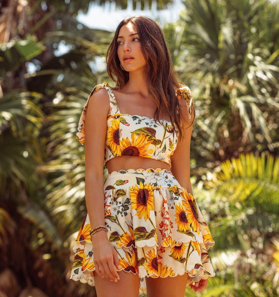 のインスタグラム：「🌻」