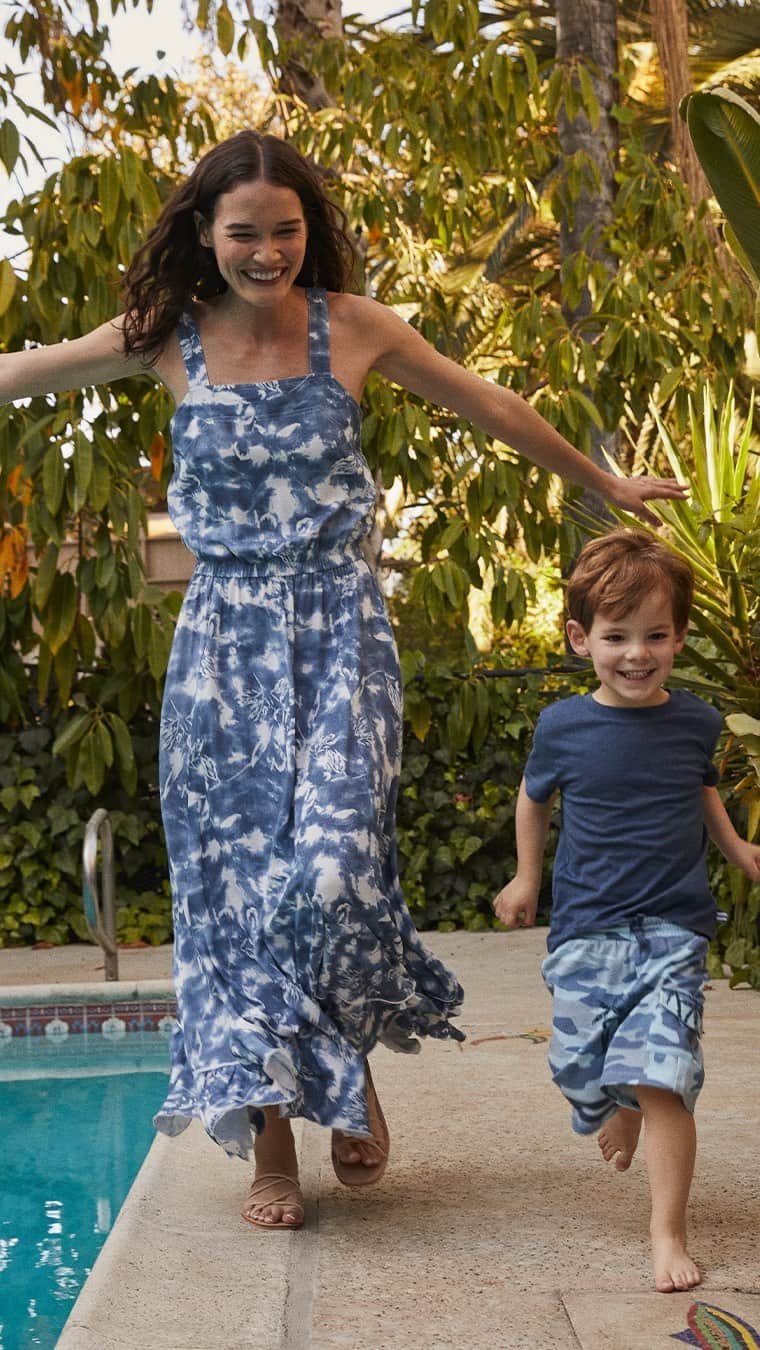 スプレンディドのインスタグラム：「Ready, get set, S U M M E R 🌴 Fresh Summer newness, dropping 5/1. See ya poolside 👋🏊‍♀️」