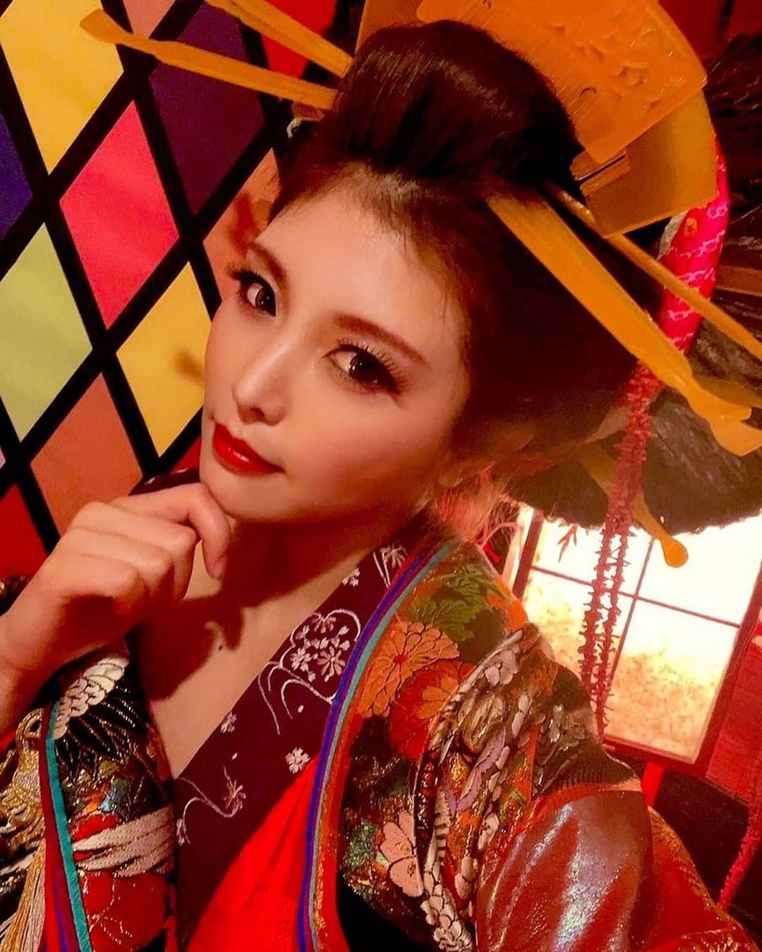 新村あかりのインスタグラム：「花魁撮影しました♡ さて、これは何の撮影でしょう… 詳細は後日発表します✨  #花魁」