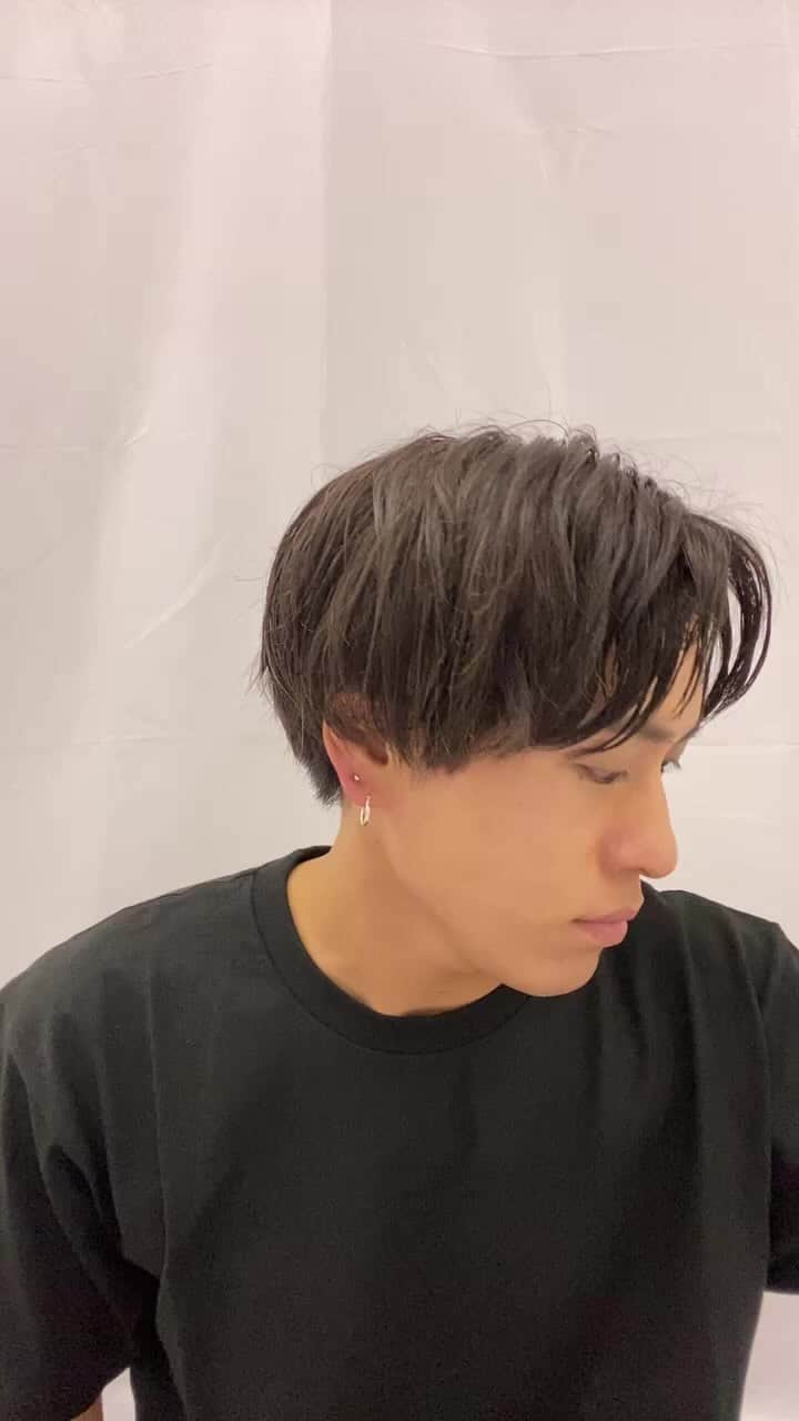 古謝那伊留のインスタグラム：「ヴィレヴァン×ないる×アウリ コラボグッズ紹介😆🎶」