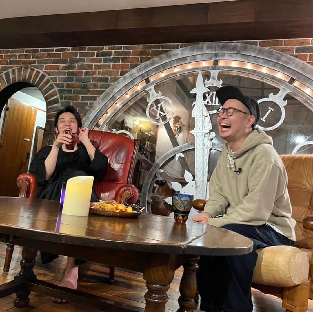 山口トンボのインスタグラム：「久しぶりに西野さんと房野とがっつり喋りました！楽しかったー😆！」