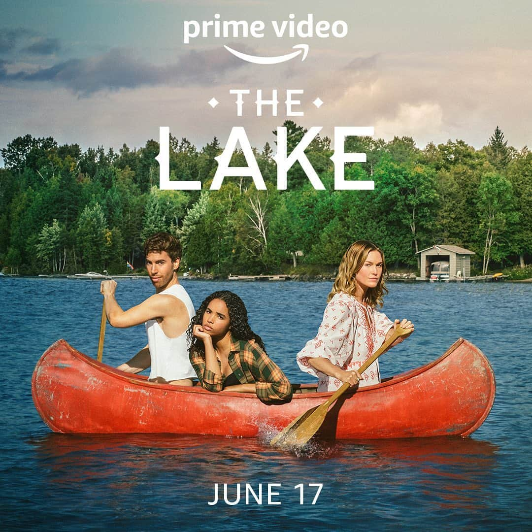 ジュリア・スタイルズのインスタグラム：「First we have to resolve our little Trust issue…  #thelakeonprimevideo」