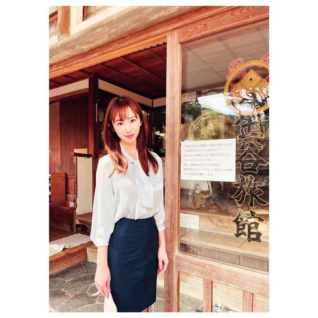 塩地美澄のインスタグラム：「【GW合併号📚】 発売中の『週刊現代』に付録として 私の映像も収録されているDVDが 付いています📀  #DVDオフショット  ✅DVD発売イベント 5/7（土）12時〜都内にて開催  ✅Blu-ray&DVD「そっと愛して」発売中  ✅デジタル写真集「女子アナ桃源郷」発売中  ✅最新写真集『Nocturne』発売中 #塩地美澄」