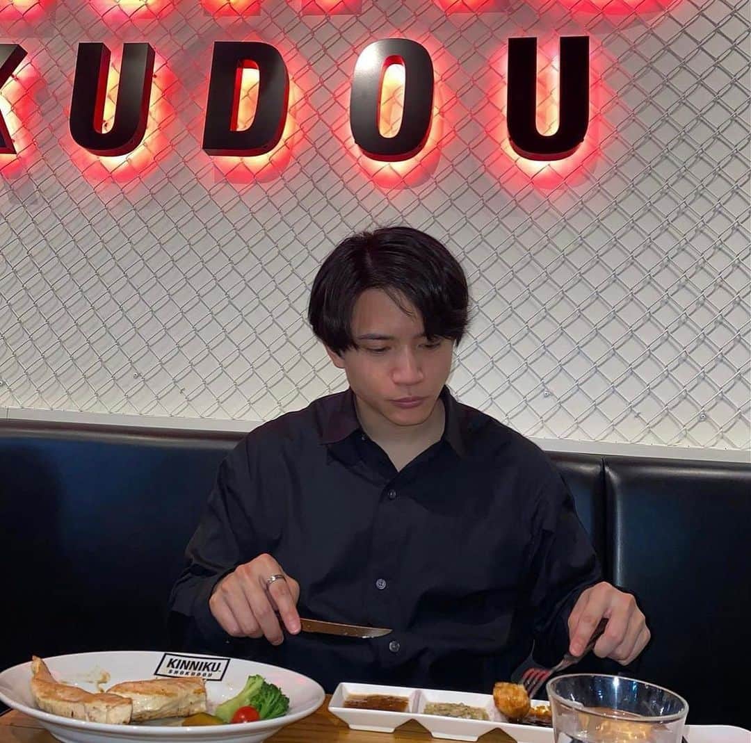 のインスタグラム：「. 筋肉食堂さん都内にもっと店舗増やしてもらえませんかね？？ . 超通うのでおねしゃす。 . . . #筋肉食堂 #筋肉食堂deli #筋肉飯  #筋肉男子 #筋トレ #筋トレ男子  #トレーニング男子」
