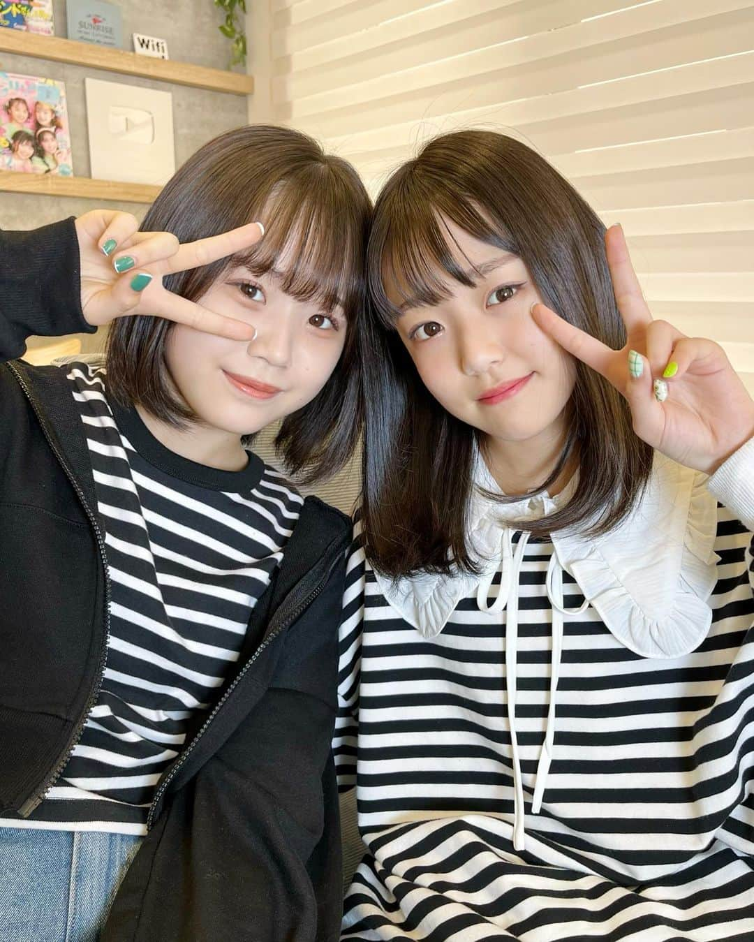 さやりささんのインスタグラム写真 - (さやりさInstagram)「2022/04/29｛りさ  今日はダンスがあったよー！ 屋外で雨だったからちょっと大変だった🤩  写真はちょっと前のもの😵 あげてないの探してたら見つけたよ！  今日からGW嬉しいな🫥  ：：：：：：：：：：：：：：：：：：：：：：：：  ＊Instagram ｛さや @sayaninyo.insta ｛りさ @risanico.insta   ＊YouTube さやりさチャンネル ｛まいにち 16:00~ 17:00~ 19:00~  ＊TikTok ｛sayarisa.tiktok｛sayaninyo.tiktok｛sayarisa.sub  ＊Twitter  ｛sayarisa_tweet  ：：：：：：：：：：：：：：：：：：：：：：：：  #ダンス #ダンスイベント #ダンス発表会 #いつかの写真 #ストライプ #ボーダー  #ストライプコーデ  ：：：：：：：：：：：：：：：：：：：：：：：：」4月29日 16時20分 - sayarisa.insta