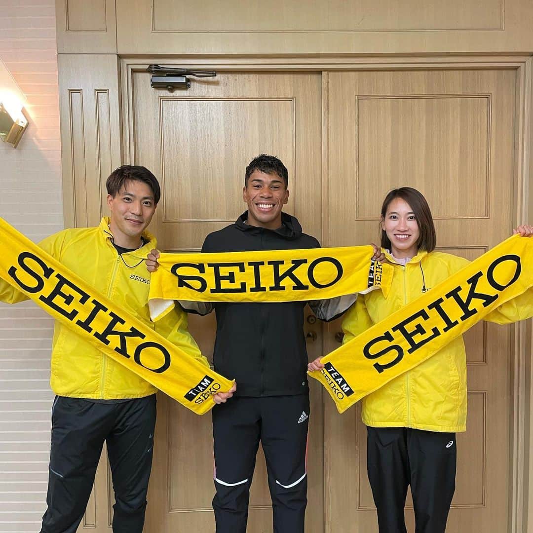 福島千里のインスタグラム：「: 織田記念陸上に行ってきました！ デーデー選手の応援を、山縣さんとできたり、女子100mではプレゼンターを務めさせていただきました。 このような形でまた織田記念陸上に帰ってくることができて、うれしく、とても新鮮でした！ 選手の皆さん、おつかれさまでした。  次はわくわく陸上教室のご報告です♪」