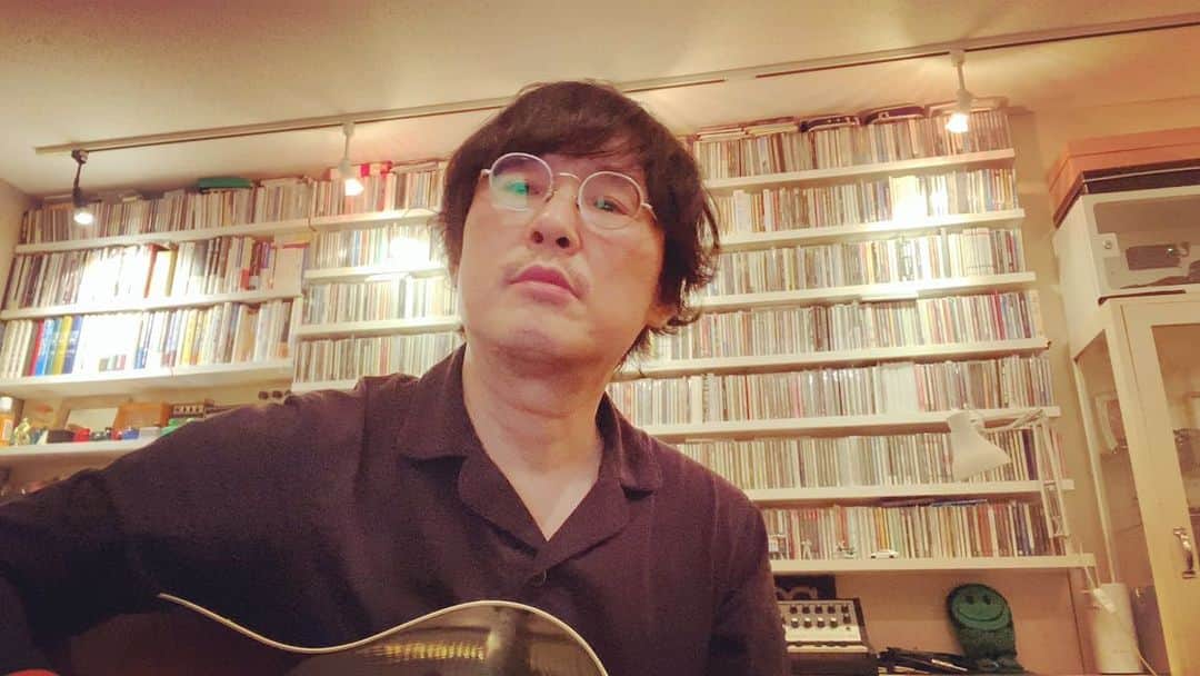 浅田信一のインスタグラム：「追悼  小坂忠さんがお亡くなりになられたらしく...。追悼の意を込めて捧げます。  機関車/小坂忠  まだ迷いだらけだった若かりし頃、この曲にはずいぶんと助けられました。本当にありがとうございました。ご冥福をお祈り致します。  #小坂忠 #小坂忠カバー」