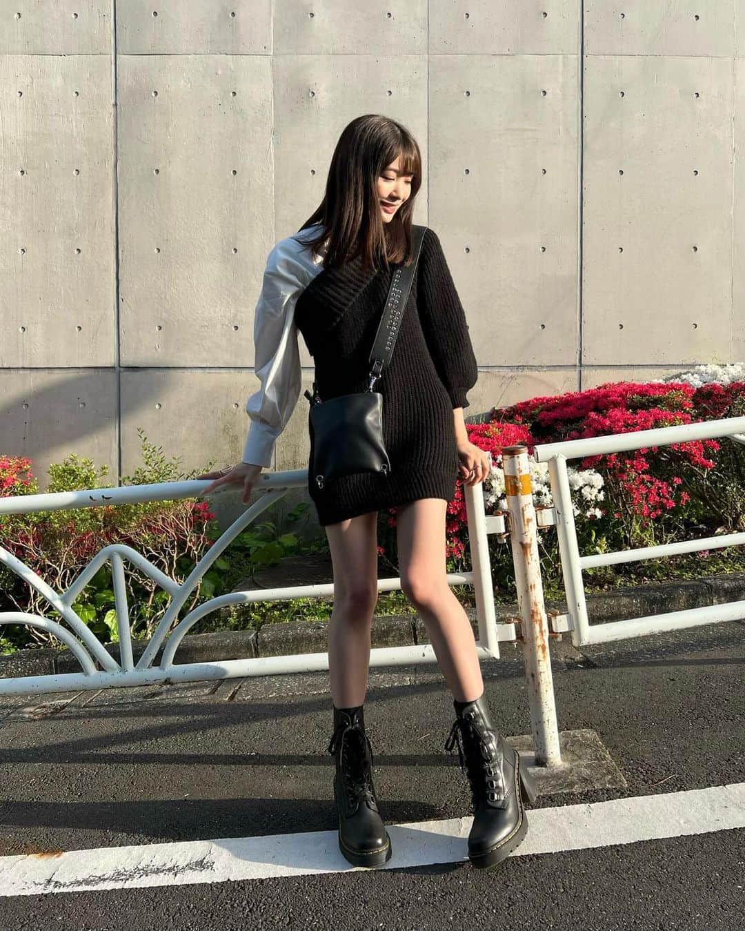 のインスタグラム：「アシンメトリーな服ばっかり集めちゃう 一目惚れワンピ🐼」