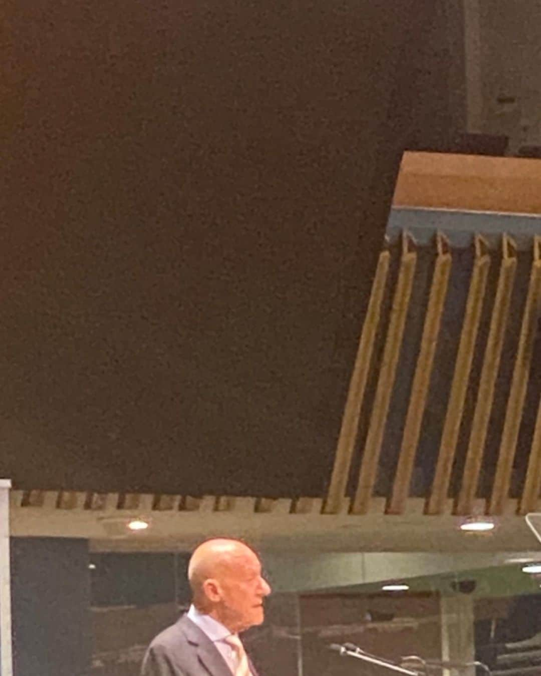 ノーマン・フォスターさんのインスタグラム写真 - (ノーマン・フォスターInstagram)「Yesterday at the United Nations General Assembly in New York advocating the importance of master planning cities and the role of architects ,urbanists and engineers.」4月29日 19時45分 - officialnormanfoster