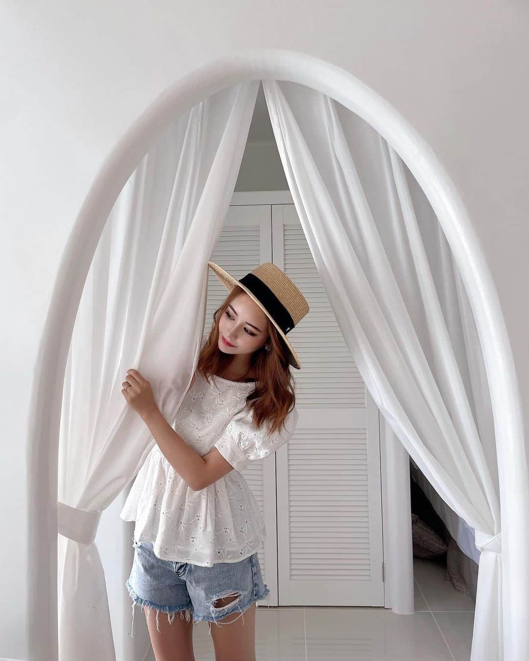 のインスタグラム：「.  お部屋がいちいち可愛すぎた👩🏻👒♥️  #okinawa #okinawatrip」