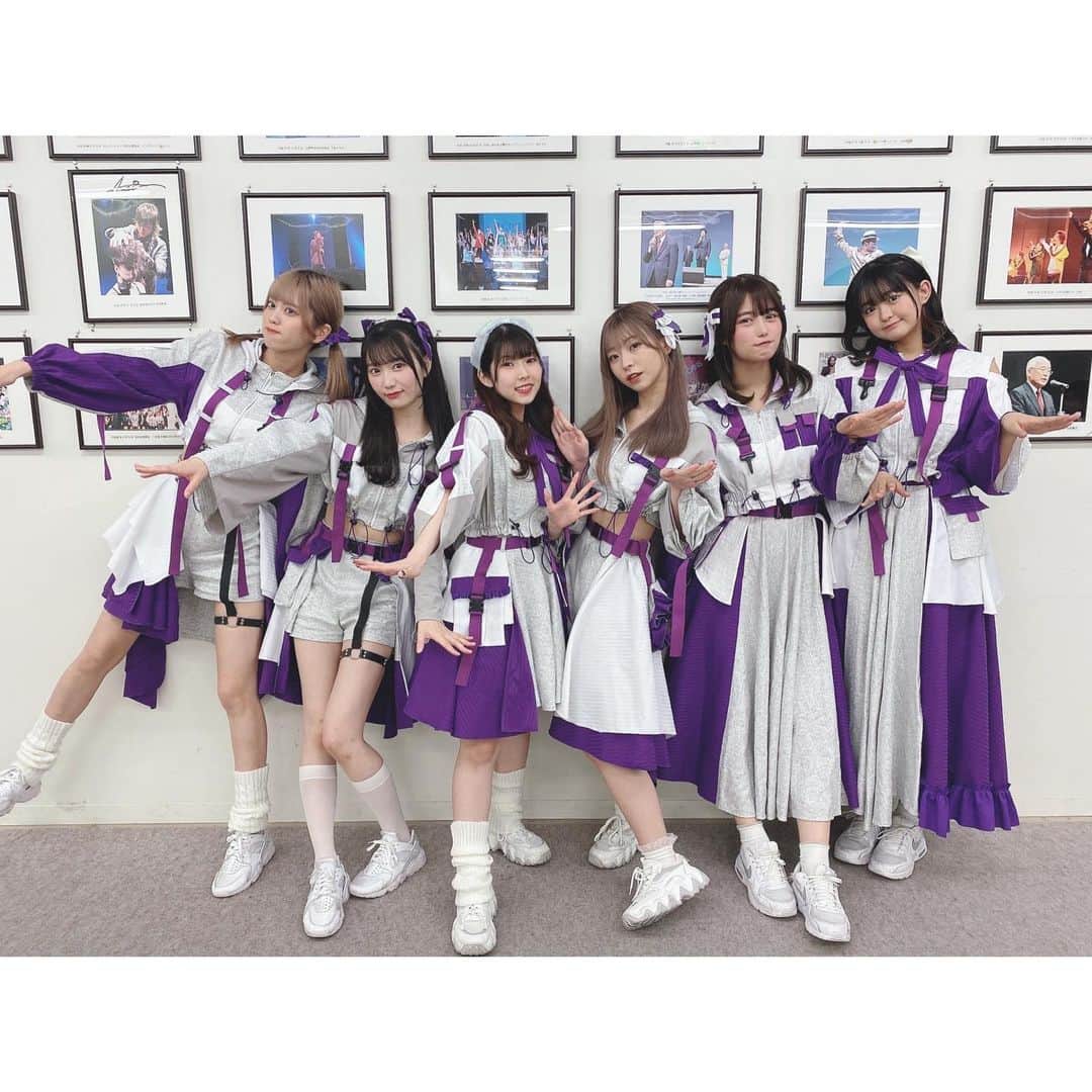 月に足跡を残した6人の少女達は一体何を見たのか…のインスタグラム：「HYPE IDOL! ありがとうございました🌙」