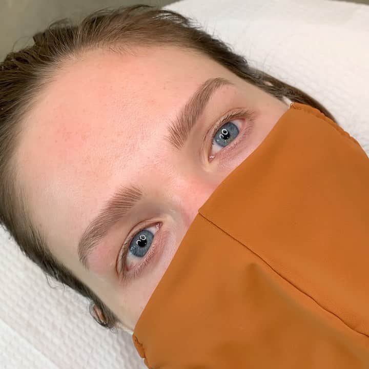 Haley Wightのインスタグラム：「Pretty healed brows before her touch up 🥰  Interested in getting Microblading or Brow Lamination by me? Just call the studio at (971)337-5401 or visit our website at studiomeraki.net 😊 . . #microblading #cosmetictattoo #brows #eyebrows #portland #oregon #microbladedeyebrows #microbladed #meraki #ombrebrows #microblade #portlandmicroblade #portlandmicroblading #oregonmicroblade #oregonmicroblading #browlamination #browlam #oregonbrowlamination #portlandbrowlamination」