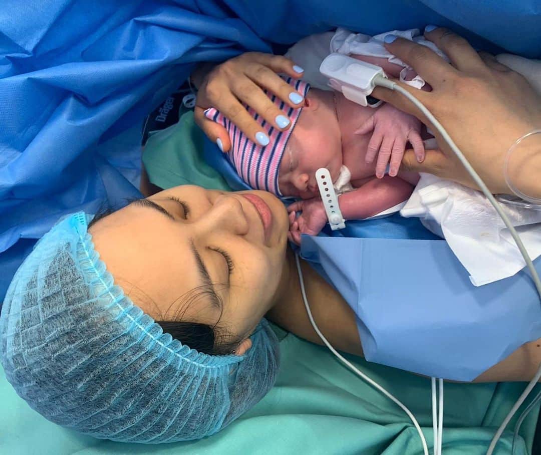トマシュ・ベルネルのインスタグラム：「Our little bundle of joy. My amazing wife @tammysutan brought to live our second son Tim (Timothy) Verner. I am forever thankful for our second miracle of love.」