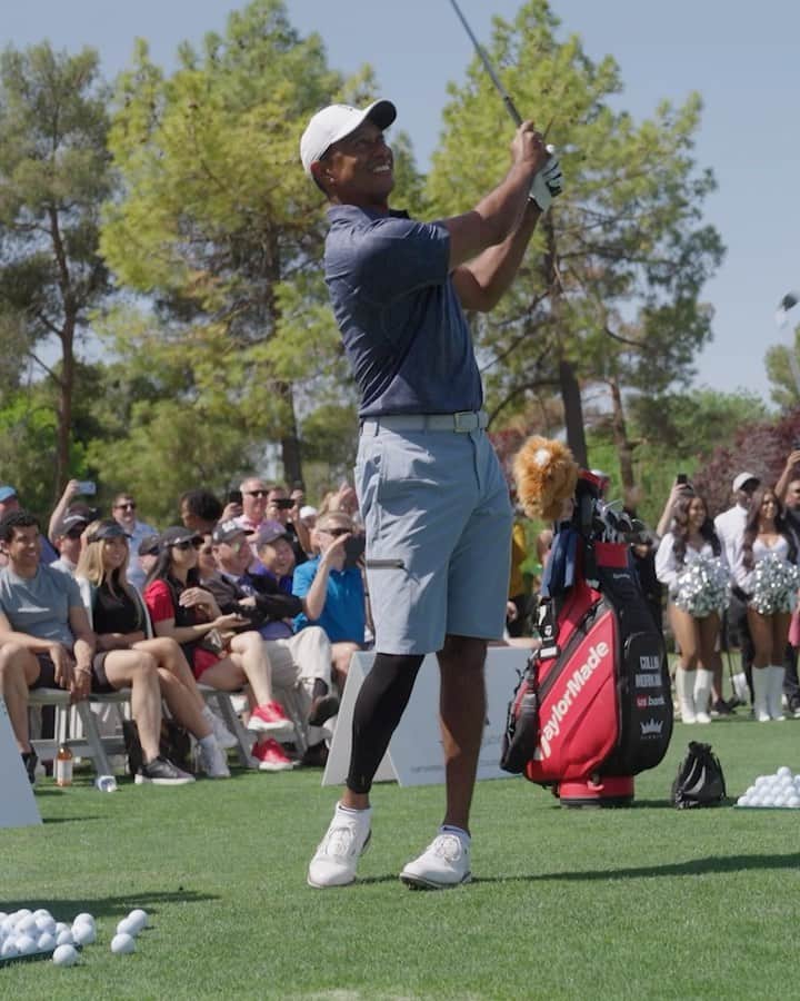 タイガー・ウッズのインスタグラム：「@tigerwoods and @collin_morikawa put on a show for our guests today during their golf exhibition at #TigerJam」