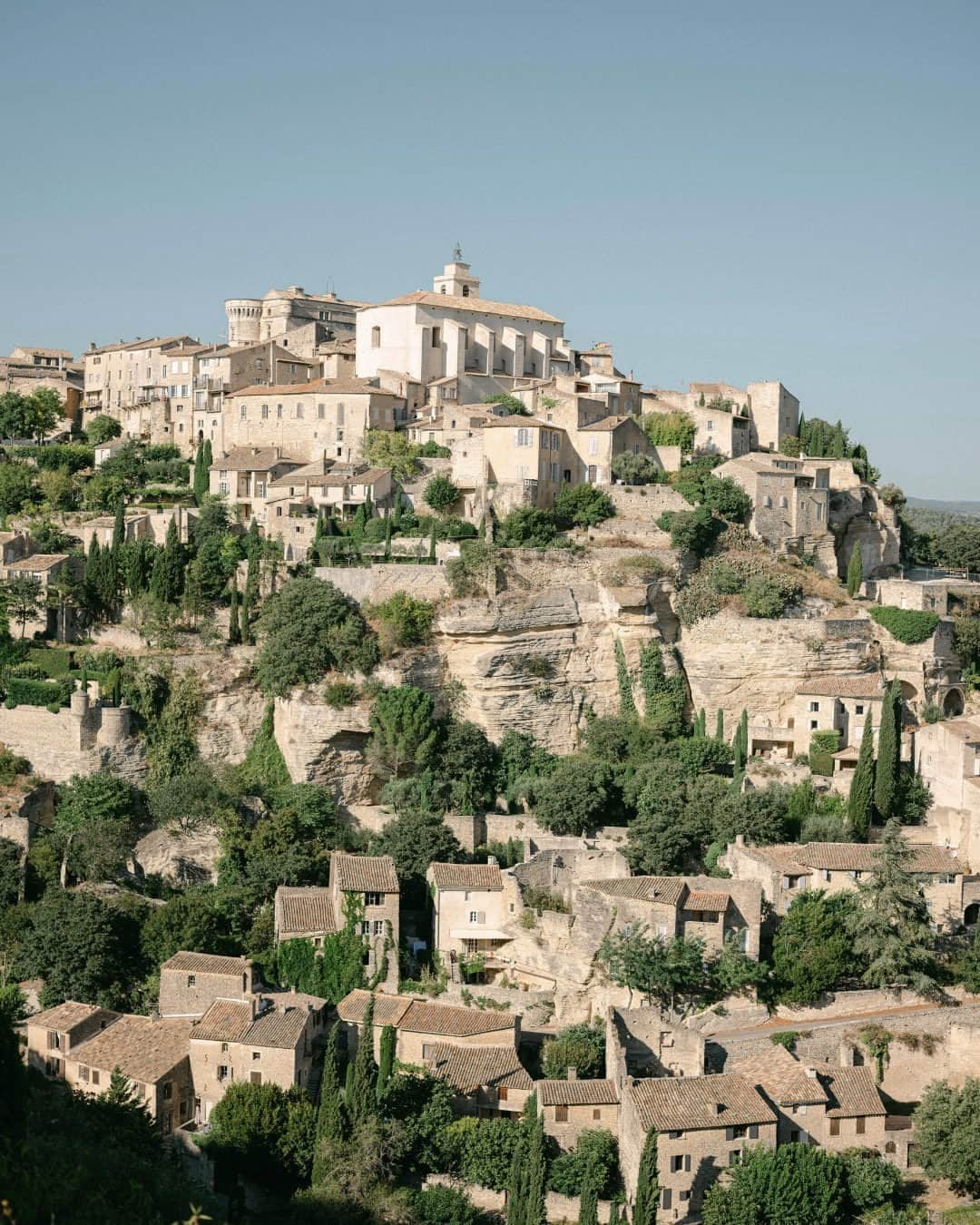 TULAROSAさんのインスタグラム写真 - (TULAROSAInstagram)「the road is long, but the view is wonderful 🦋  source: @bastidedegordes」4月7日 0時00分 - tularosalabel