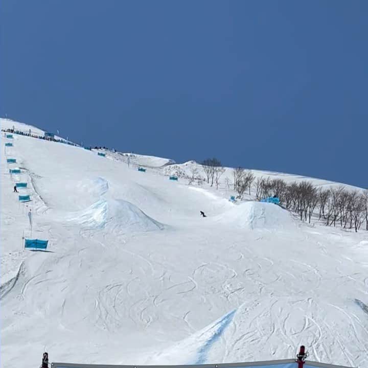 広野あさみのインスタグラム：「たまにバグる🙄🤦‍♀️  #鳥人間コンテスト #SBM #どすこいランディング  🎥 @thisis_saya38」