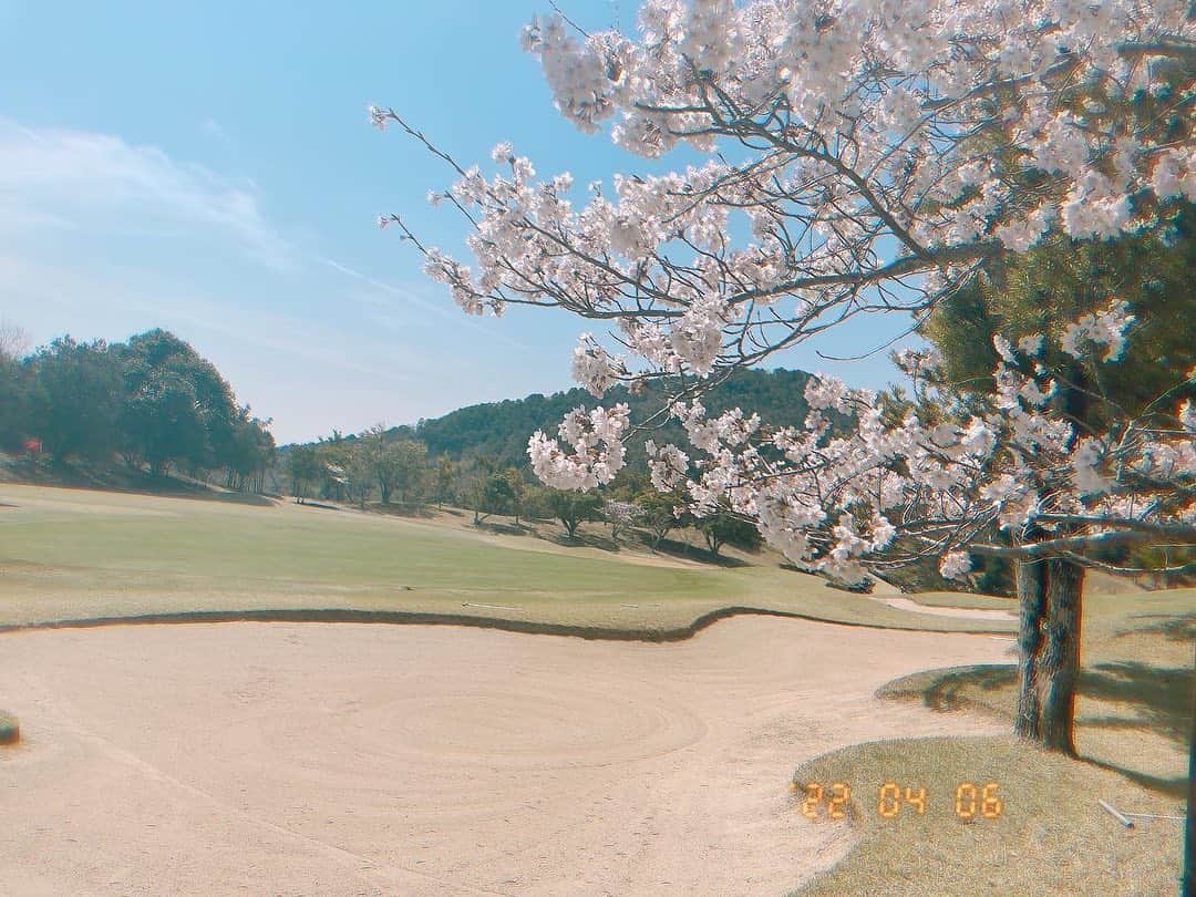 本田望結さんのインスタグラム写真 - (本田望結Instagram)「⛳️🏌️‍♀️🌸📸」4月6日 19時32分 - miyu_honda_official