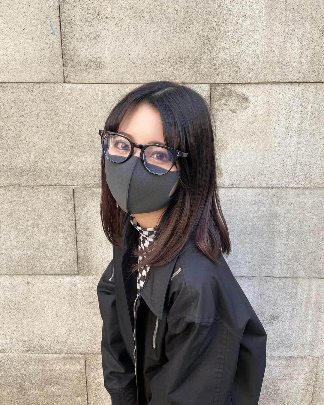 sarimaru(国木田さりまる)のインスタグラム：「久しぶりの外！天気が良い！新しい服可愛い！最高！」