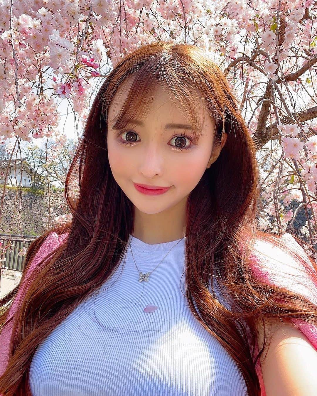 神咲 麻央 / まおちゃるのインスタグラム：「お花見😊🌸🍡 たまには普通の投稿も💕 . #花見 #お花見 #cherryblossom」