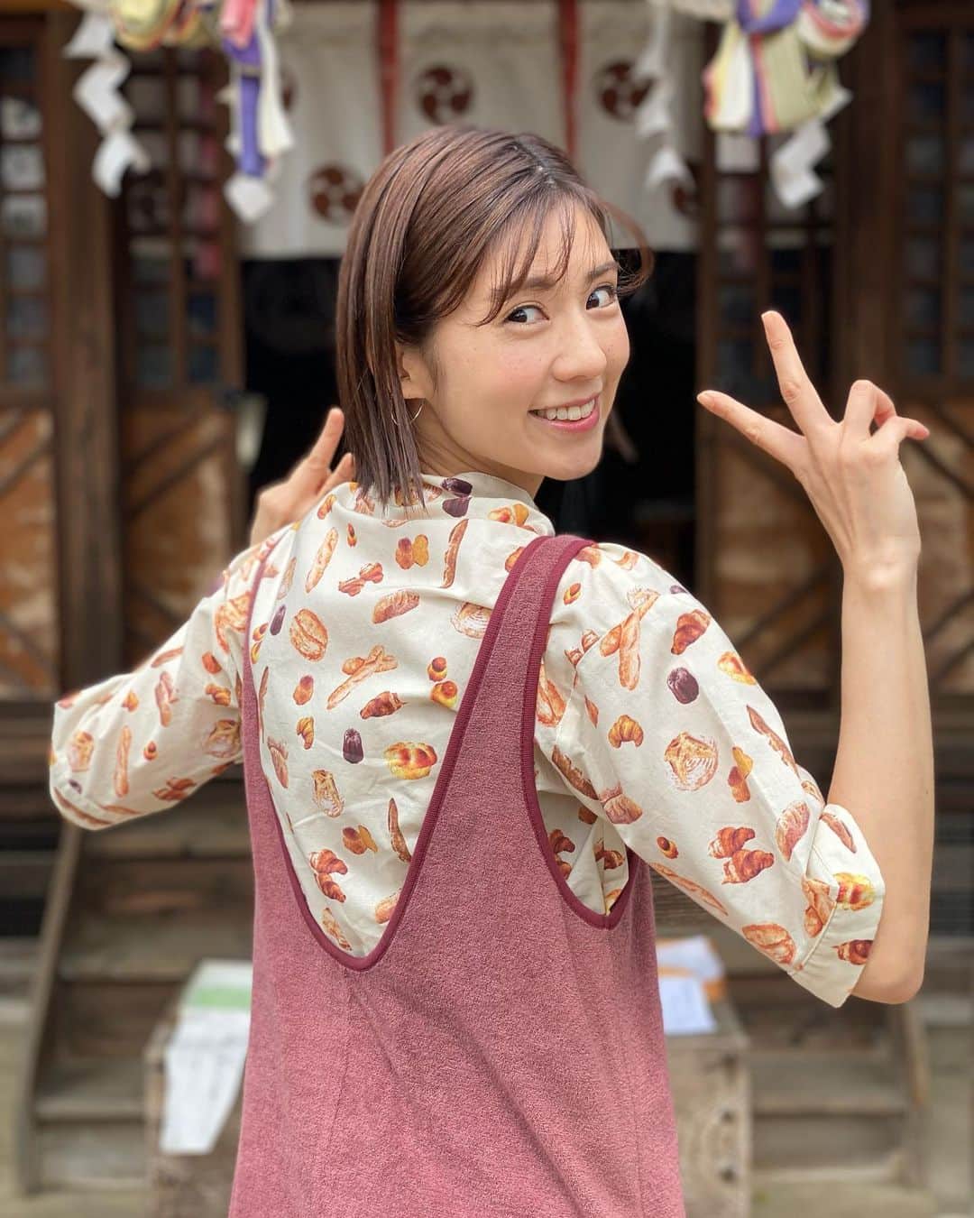 渡辺早織さんのインスタグラム写真 - (渡辺早織Instagram)「このパンのシャツが好きすぎる！ 🍞🥐🥖🥯🥞」4月7日 13時16分 - _watanabesaori_