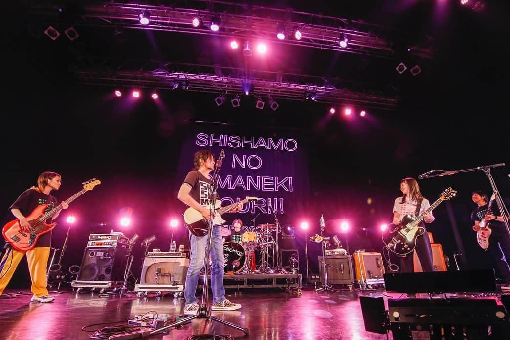 松岡彩さんのインスタグラム写真 - (松岡彩Instagram)「4月2日(土) "SHISHAMO NO OMANEKI TOUR!!!〜開国2022〜" Zepp Sapporo  the pillowsの皆さんと。  photo by: @shiva_eri」4月7日 16時19分 - matsuoka__a