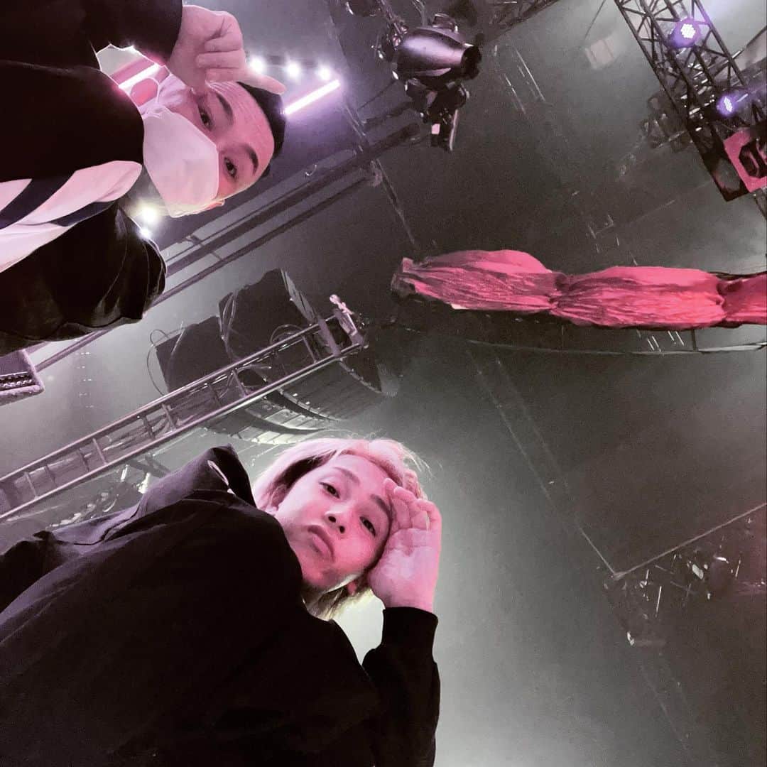 のインスタグラム：「まだまだ余韻に浸り中  #ayu24thぴあアリーナ  #ayumihamasaki  #24thanniversary   #LSG #LowSmoke  #ロースモ傷に頑張ってくれてありがとうって言っておきます」