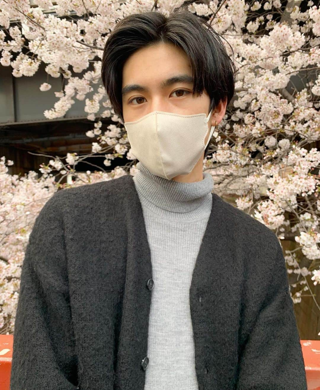 阪本一樹さんのインスタグラム写真 - (阪本一樹Instagram)「先日中目黒行ってきました！  桜満開でした🌸」4月7日 19時56分 - sakamoto.itsuki