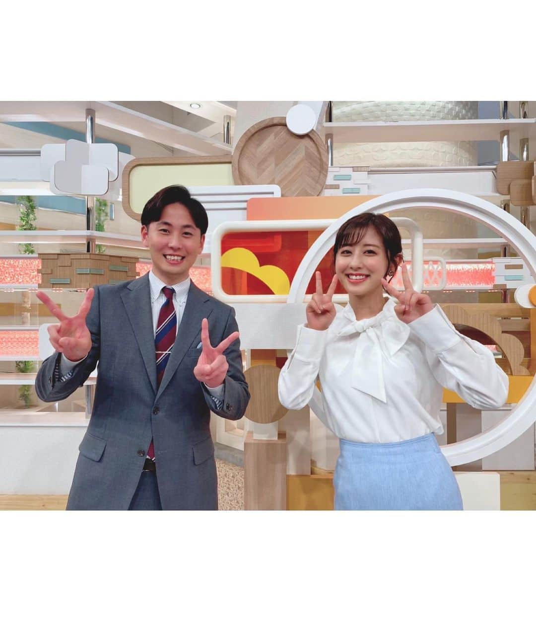 斎藤ちはるさんのインスタグラム写真 - (斎藤ちはるInstagram)「グッド！モーニングファミリーと🥰 . 生放送終わりの撮影会が密かな楽しみです🌸 . . #わいわい #楽しい #もっと #仲良く #なれますように @good_morning_ex  . . #斎藤ちはる#テレビ朝日アナウンサー#テレビ朝日#テレ朝#アナウンサー#グッドモーニング#グッド#モーニング#ファミリー#撮影会#写真#密かな#楽しみ#📸」4月7日 19時59分 - chiharu_saito_ex