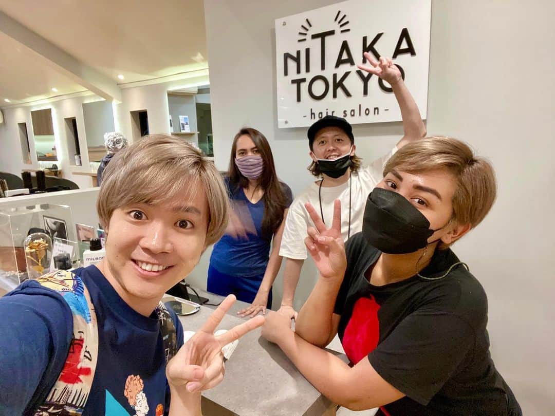 のインスタグラム：「Potong rambut dan cat rambut di @nitaka.tokyo !! Gimana kalian rambut baru aku? Arigatooo for @nitaka.anggit @tk4tk4tk4tk4 🙏🏻  #nitakatokyo #salonjakarta」