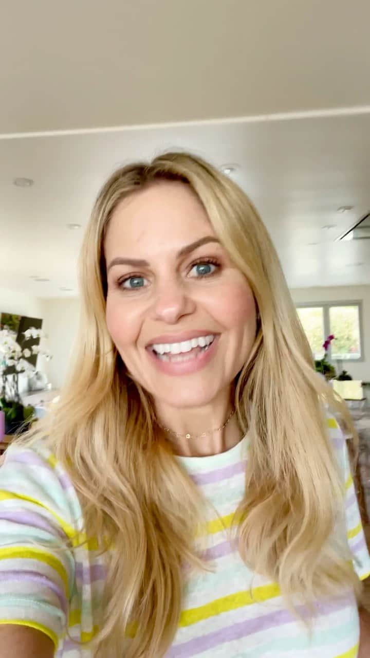 キャンディス・キャメロン・ブレのインスタグラム：「Today’s a BIG DEAL DAY at @qvc and guess which item they’re featuring . . . my One Step Closer Bible 🙌🏼  It’s back and better than ever because not only does it now come in gold 😍, but it also comes with a magnifying bookmark AND a thumb index to find any book of the Bible.  I’m going to miss the party today, but my dear friend @kimmarquette from @dayspringcards will be on this morning at 12pm Est / 9am Pst and I will be on TOMORROW morning in the 11am-12pm Est Hour / 8am-9am Pst Hour  Shop the Bible with all the new features through the link in my bio 💛」