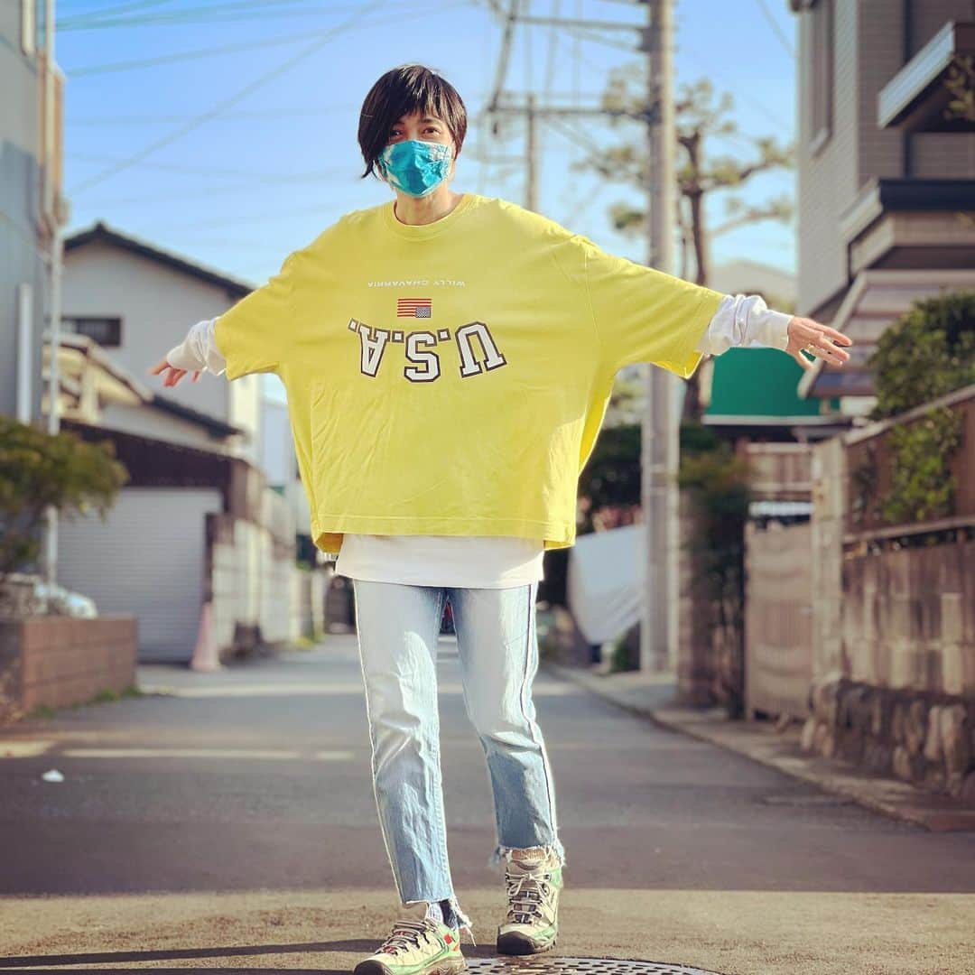 横尾初喜のインスタグラム：「本日、ママの誕生日！！ なぜかボーリング！笑笑 久美さんおめでとー！！^_^  #誕生日  #エンクミ  #遠藤久美子」
