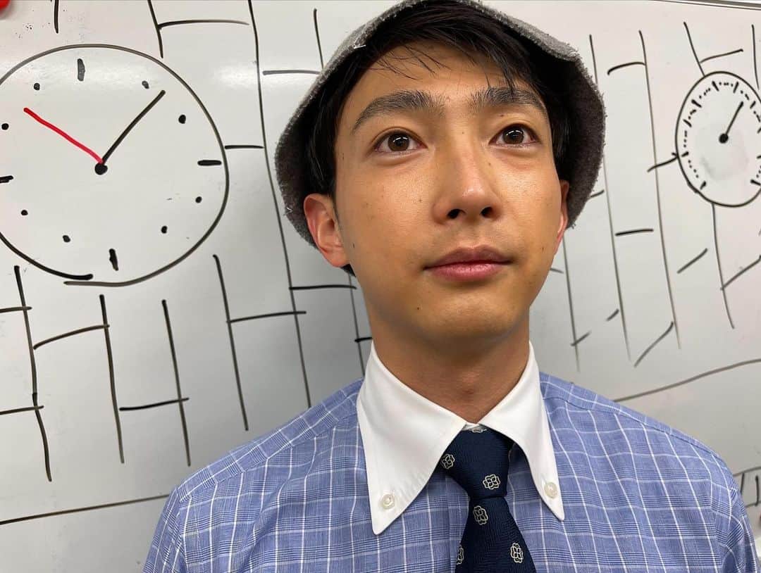 フジテレビアナウンサーのインスタグラム：「上中勇樹です。 私が8ッピーになれる場所は『サウナ』です。 サウナ⇨水風呂⇨外気浴を2〜3セット。 全身の緊張が解け、その日の夜は熟睡。 いや、爆睡できます。  翌日、朝日を浴びながら微睡む時間がまた最高なんですよね。 休日の多くは銭湯で過ごしてしまいます。  会社にサウナできないかな。。  皆さんがハッピーになれる場所はどこですか？  #フジテレビアナウンサー #上中勇樹 #8ッピー」