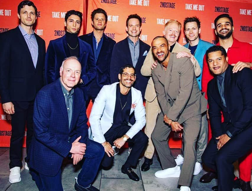 ジュリアン・スィーヒさんのインスタグラム写真 - (ジュリアン・スィーヒInstagram)「Take Me Out. Opening Night🥂⚾️🎭 #ブロードウェイ #日本代表  📸: @heathergershonowitz @playbill」4月8日 10時41分 - julian_cihi