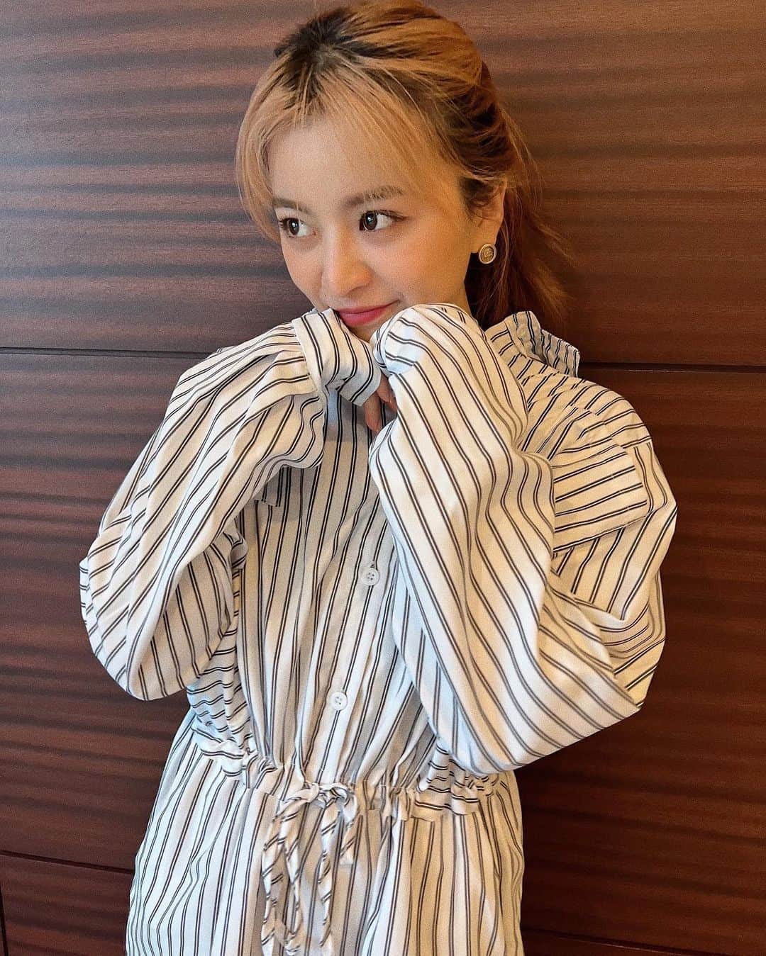 のインスタグラム：「オートファジー再開🧚‍♂️ 私は11:00〜19:00は好きなものを 食べていい時間にしている😊  来月からサボってた運動も再開するんだ。 夏に向けて頑張るぞー！🏃‍♂️  久しぶりに来たオールインワン。 トイレは少し大変だけど やっぱり好きだな〜🌸🌸」