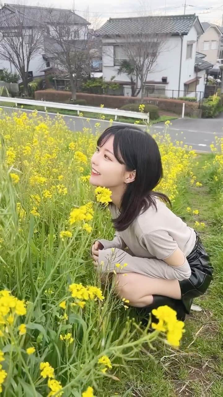 sarimaru(国木田さりまる)のインスタグラム：「おでこ虫に刺されました🌼」