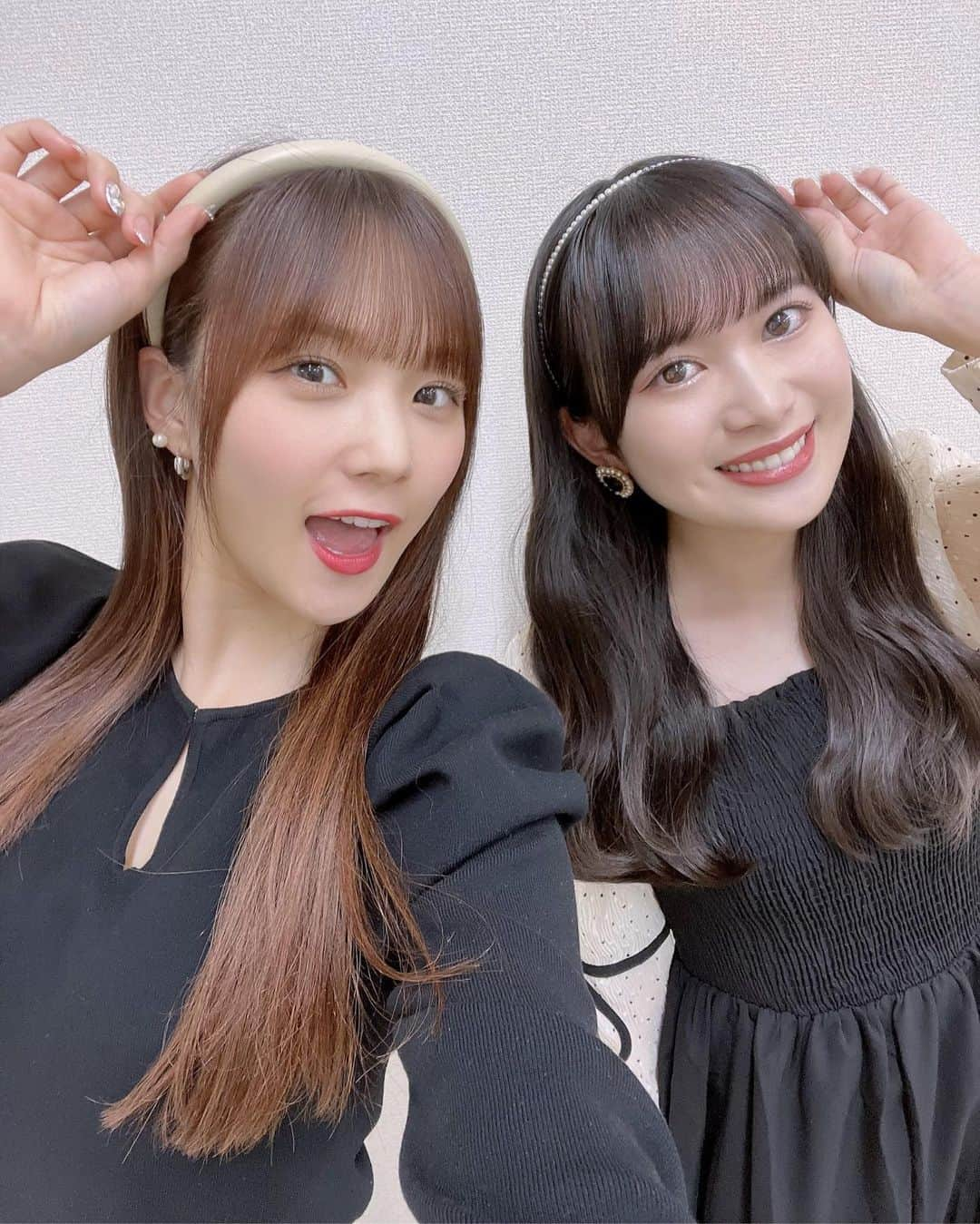 稲場愛香さんのインスタグラム写真 - (稲場愛香Instagram)「💙 ⁡ YouTubeチャンネル『ビヨーンズの伸びしろ』 参加させて頂きました〜 ⁡ うーたんありがとう♡ ⁡ 4月16日配信予定なのでチェックお願いします♪ ⁡ ⁡ ⁡ #juicejuice #稲場愛香 #まなかん #アイドル #idol  #ハロプロ #BEYOOOOONDS #里吉うたの ちゃん #指名ありがとう 😘 #日本武道館 #公演に向けて  #質問に答えさせてもらったよ 🙏🏻✨ #YouTube #みてね #ふたりとも #カチューシャ ♡」4月8日 20時55分 - manaka_inaba.official