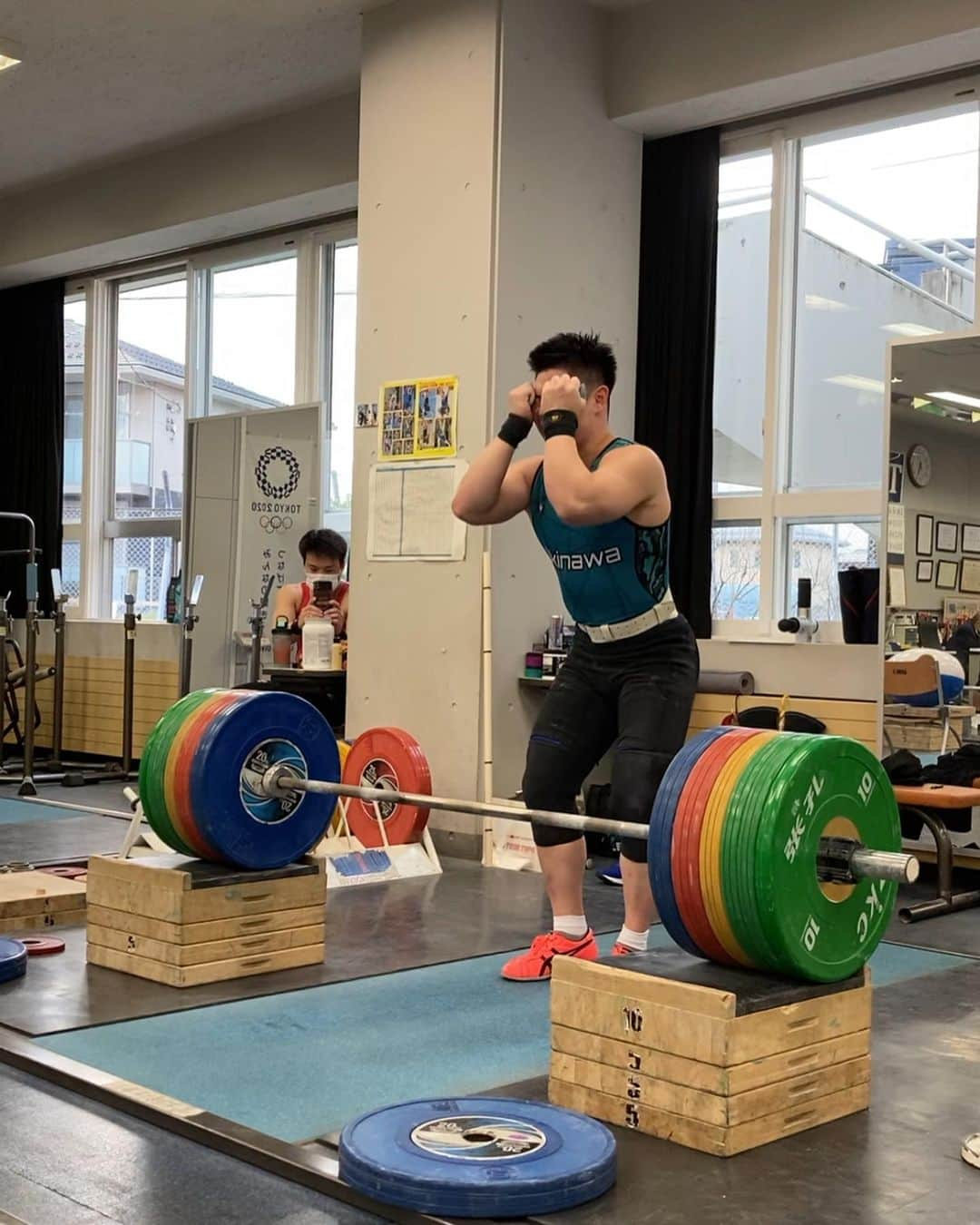 宮本昌典さんのインスタグラム写真 - (宮本昌典Instagram)「Snatch 140kg  昨日でBoxの練習切り上げ！  #weightlifting #olympicweightlifting #cleanandjerk #clean #jerk#snatch #deadlift  #squat #crossfit #fitness #training  #chrio #asics  #ウエイトリフティング　#クイックリフト　#スナッチ　#クリーンアンドジャーク」4月8日 21時05分 - immasanori9723