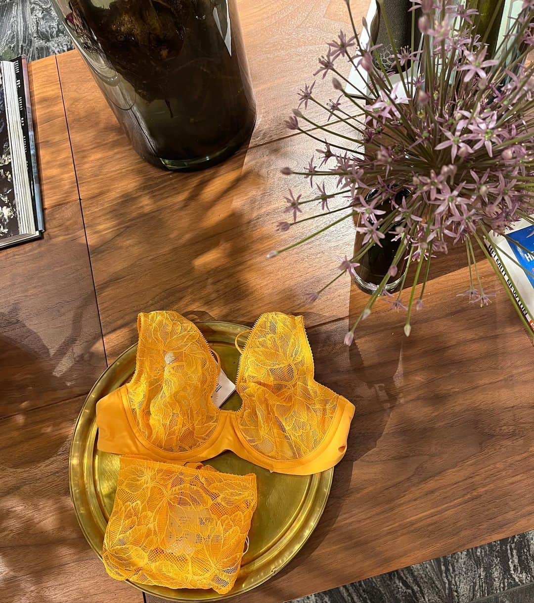 長澤メイさんのインスタグラム写真 - (長澤メイInstagram)「かわいい〜🥺💕💕💕 ウォルフォードは着ると 形がすごい綺麗に見えるの☺️  地球🌏にも優しい 土に還る♻️サスティナブルだよ🌱  今日は夏のタンクトップを GETしたからまた着たら アップするね❤️‍🔥  @wolford_japan  伊勢丹3階で 4月12日までpopupしてるよ🌷  @wolford_japan #wolford #wolfordjapan #ウォルフォード」4月8日 21時50分 - xxmeixx1208