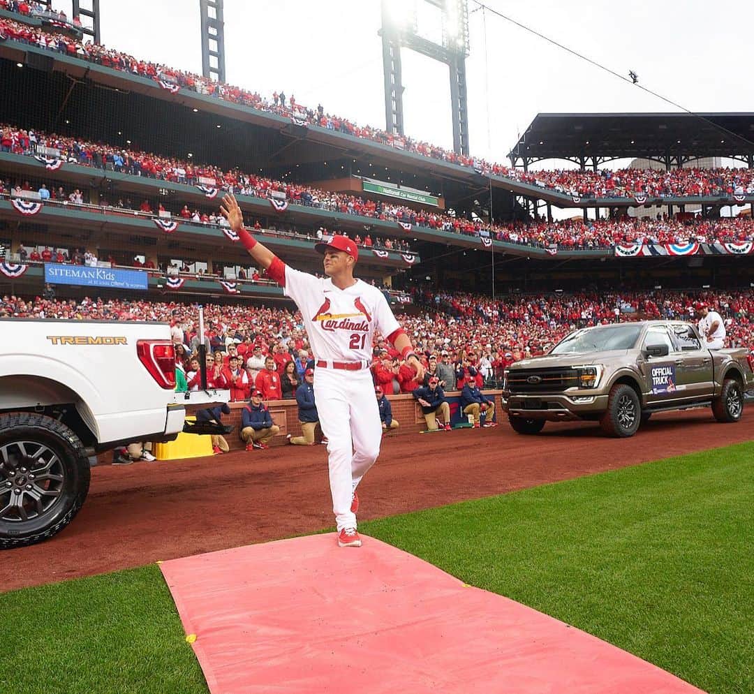 ラーズ・ヌートバーのインスタグラム：「Opening Day 2022 #NOOOOOOT」