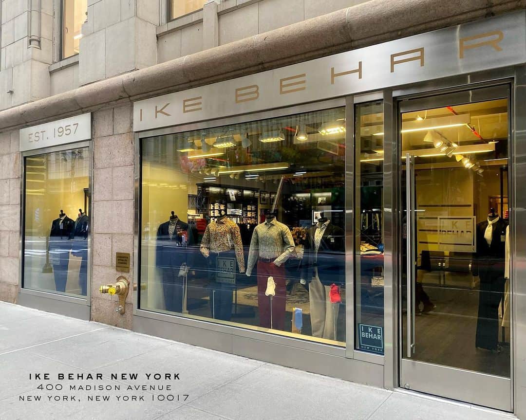 アイクベーハーのインスタグラム：「Ike Behar New York City is now open at 400 Madison Avenue… just a few blocks from Ike Behar’s first factory opened in 1957. . . . . #ikebeharnewyork #ikebeharstyle #nyc #shopnyc #madisonavenue」