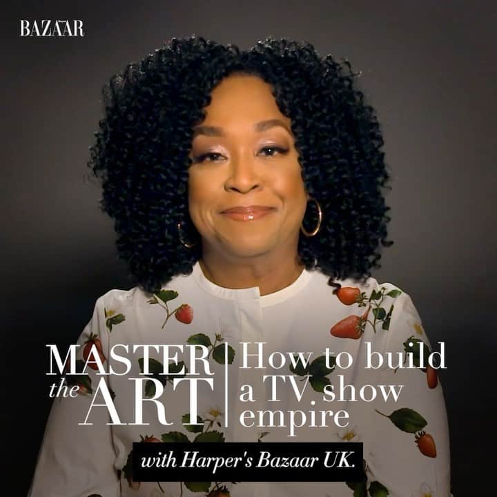 のインスタグラム：「Had a nice chat with the folks at @bazaaruk about how we make our shows at @shondaland! #linkinstory」