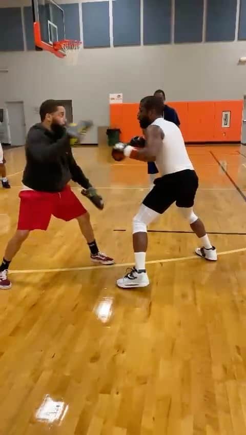 フロイド・メイウェザー・ジュニアさんのインスタグラム動画 (フロイド・メイウェザー・ジュニアInstagram)4月9日 14時05分