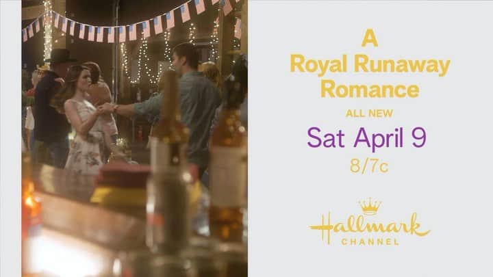 のインスタグラム：「Tonight’s the night! Check out #ARoyalRunawayRomance at 8/7c only on @hallmarkchannel and live tweet with me during the premiere. Can’t wait for you guys to see this one, it’s a lot of fun」