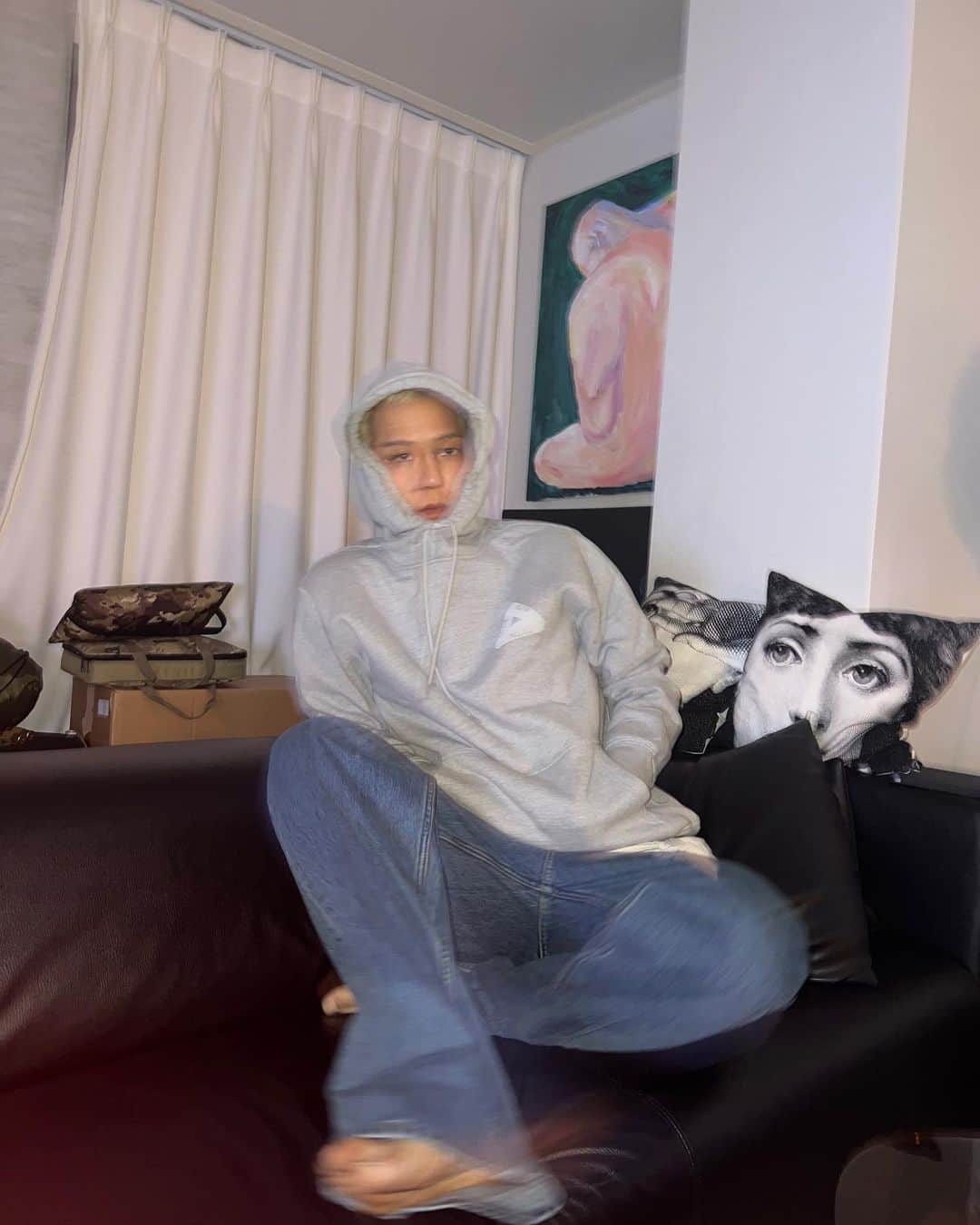 ソン・ミンホのインスタグラム：「Ck1palace 💥💥✨#광고 #CK1PALACE」